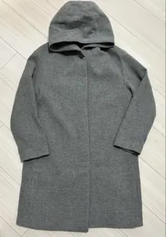 フード付きロングコート　グレー ウール混　きれいめ 秋冬