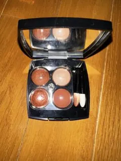 【限定品】CHANEL レ キャトル オンブル 372 ブーケ アンブレ