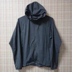 ユニクロ ドライEX UVカットフルジップ パーカー 長袖　150 160