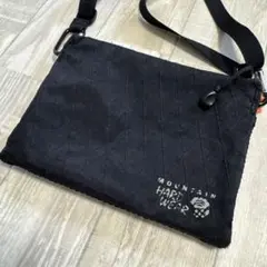 Item thumbnail for item ed204cb1-5772-4c7a-82ba-ffe3a883c6e2