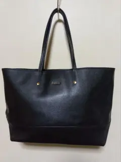 美品FURLAフルラトートバッグA4収納可能ブラック