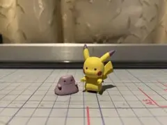 ピカチュウ メタモンフィギュア ピカチュウ メタモン フィギュア - メルカリ