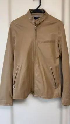 ベージュ レザー シングルライダースジャケット