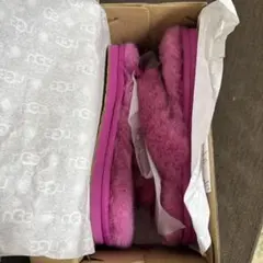 UGG W FLUFF FLIP FLOP III 23cm 新品未使用のサムネイル