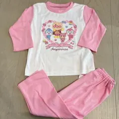 【新品】 アンパンマン 長袖パジャマ 長袖 パジャマ 上下セット　95cm