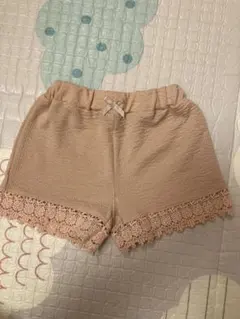ベージュ レース付きショートパンツ 80