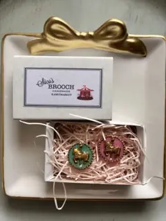 ⭐️即購入可⭐️ドール用ブローチ　2個　リカちゃん　チェリーちゃん　ドール小物