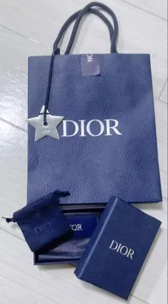 DIOR ディオール 空箱 ショッパー 保存袋 星型チャーム ギフトセット