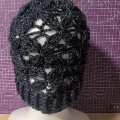 ハンドメイド　ラメ入りニット帽