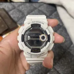 G-SHOCK 2本セット GA-200&GA-100B 稼動品 - メルカリ