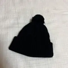 ○西松屋/ボンボン付きニット帽/黒/42〜46cm○