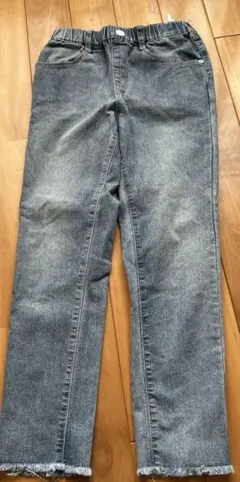 Item thumbnail for item 9d1944b3-ef88-489f-ab5d-279ab849eb09