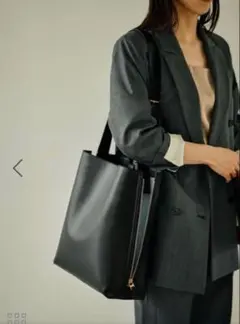 極美品【A4対応】【E'POR】Y BAG Shoulder Large黒