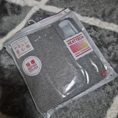 HEATTECH シームレスリブタートルネックTシャツ UNIQLO　S　新品