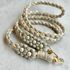 スマホ　ストラップ　ショルダーストラップ　お花　パラコード　マクラメ編み　ギフト