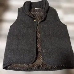 Gives a sense of fullment ダークグレー ダウンベスト