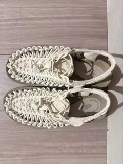 KEEN UNEEK スポーツサンダル 24.5cm ホワイト