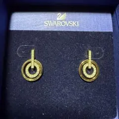 SWAROVSKI リング型ピアス
