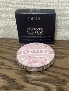 新品⭐︎ディオールスキン フォーエヴァー グロウ ルミナイザー 004のサムネイル