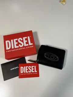 【ほぼ未使用品】DIESEL二つ折り財布 カードケース付き