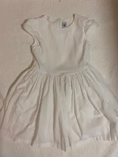 美品 PETIT BATEAU ホワイト ノースリーブワンピース 128cm