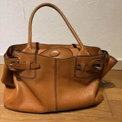 トッズ　ライトブラウンレザートートバッグ 大きめ