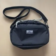 【新品未使用】コロンビアColumbiaプライスストリームミニショルダー バッグ