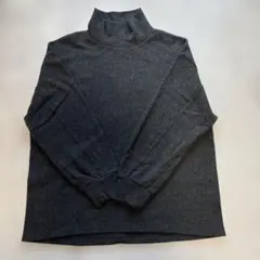 GU ジーユー　ハイネックニット　チャコールグレー　Lサイズ