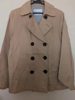 ベージュ トレンチコート