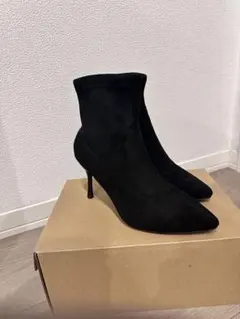 黒 スエード ポインテッドトゥ アンクルブーツ