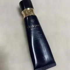 クレドポーボーテ　タンクレームエクラn オークル00