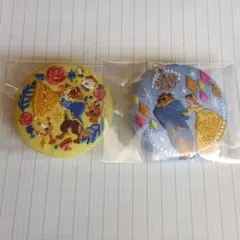 d*4様 ディズニー刺繍缶バッジ　美女と野獣　2個
