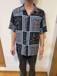 半袖シャツ 青/黒 パターン入り