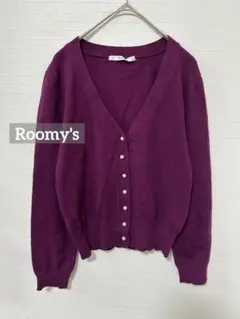 393 Roomy's パールボタンVネックニットカーディガンのサムネイル