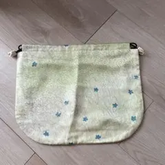 花柄の布製ポーチ ハンドメイド