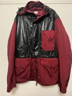 ナイロンジャケット 黒と赤 ゴーグル付き