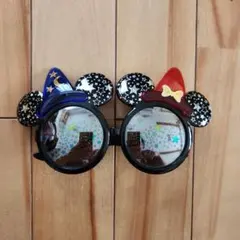 ミッキー型サングラス 青い魔法使いの帽子と赤い魔法使いの帽子