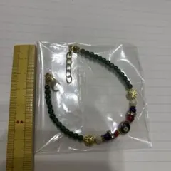 緑色ビーズのブレスレット