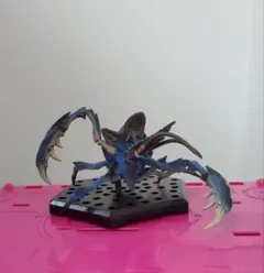 モンスターハンター ショウグンギザミ亜種 フィギュア - メルカリ
