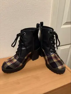 ショートブーツ　ヒール　チェック柄　23