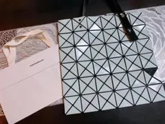 ✨ハンドル新品✨BAOBAO ISSEY MIYAKE ルーセント