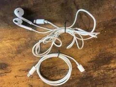 Apple 純正 Lightning イヤフォン　充電ケーブル　セット