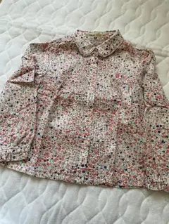 ❣️ファミリア❣️リバティ柄ブラウス　120cm