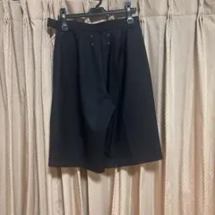 ブラックショートパンツ