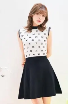 ダーリッチ　ランダムロゴフレアニットミニワンピース　Darich