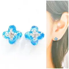 ブルー6mmお花ピアス/イヤリング