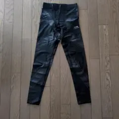 TIGORA ブラック タイツ