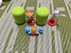 チョコエッグ（ポケットモンスター旅立ちの３匹）　ミュウ，ゼニガメ，ヒコザル