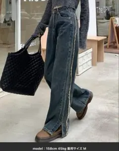 サイドフリンジスリットパンツ ライン入りデニムパンツのサムネイル
