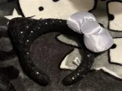ユニバ カチューシャ キティ 黒 スパンコール 猫耳リボン付き